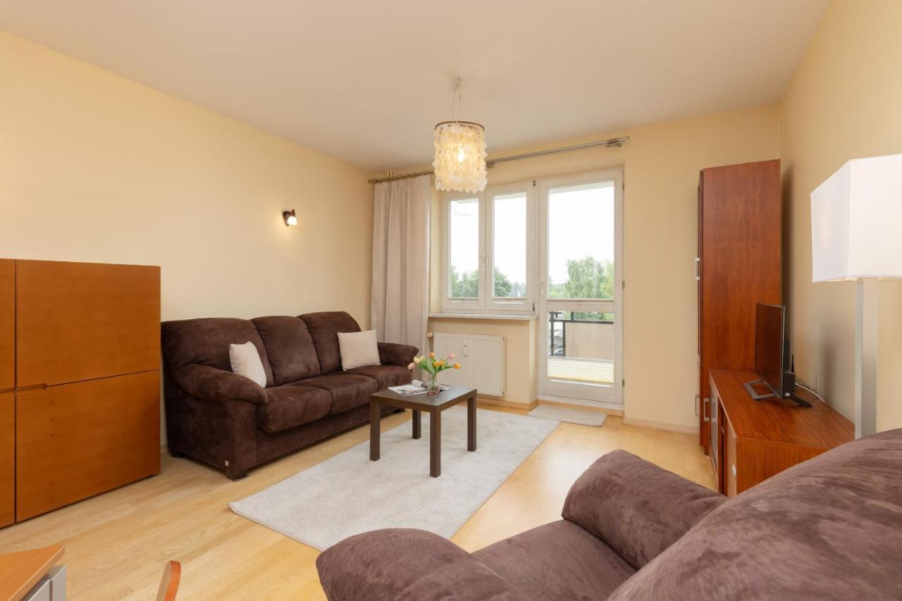Spacious & Quiet 1 Bedroom Apartment In Pruszkow By Noclegi Renters 외부 사진
