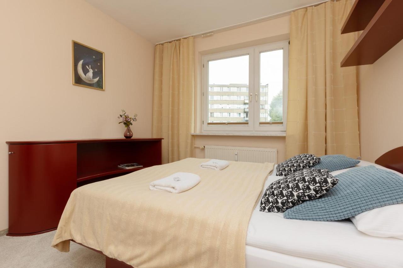 Spacious & Quiet 1 Bedroom Apartment In Pruszkow By Noclegi Renters 외부 사진